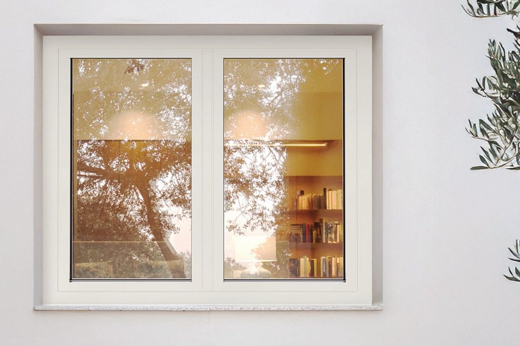 Finestra alluminio anta classica